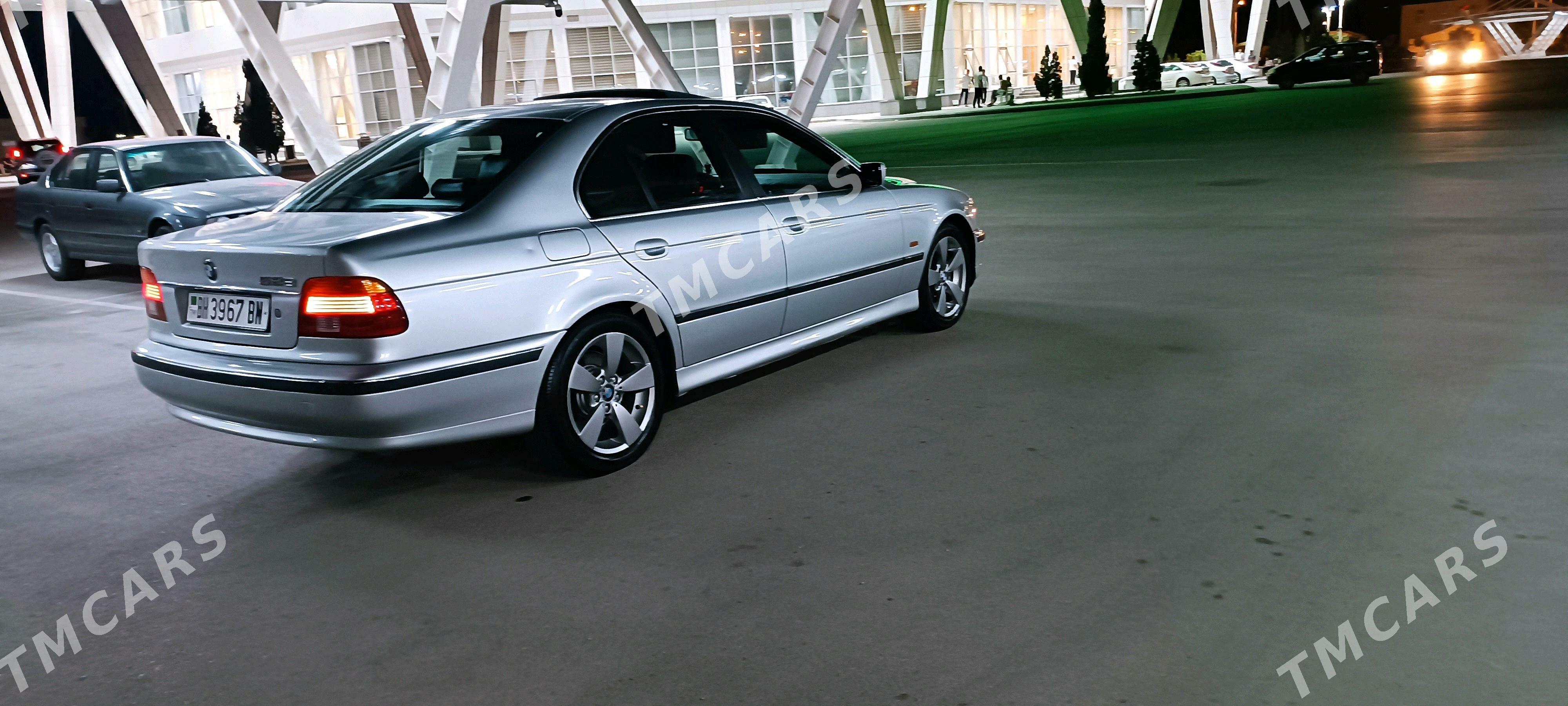 BMW E39 2001 - 120 000 TMT - Балканабат - img 2