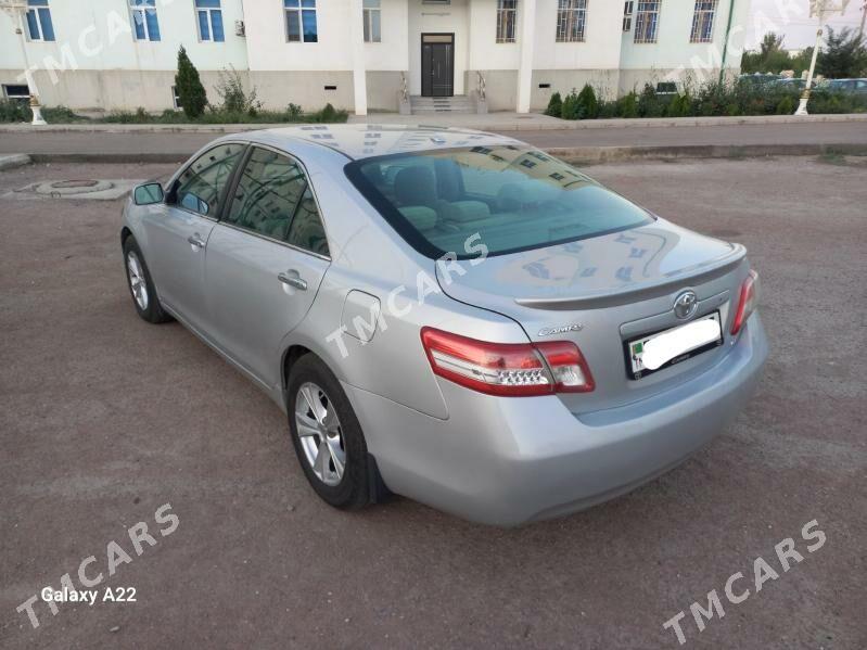 Toyota Camry 2010 - 172 000 TMT - Daşoguz - img 4