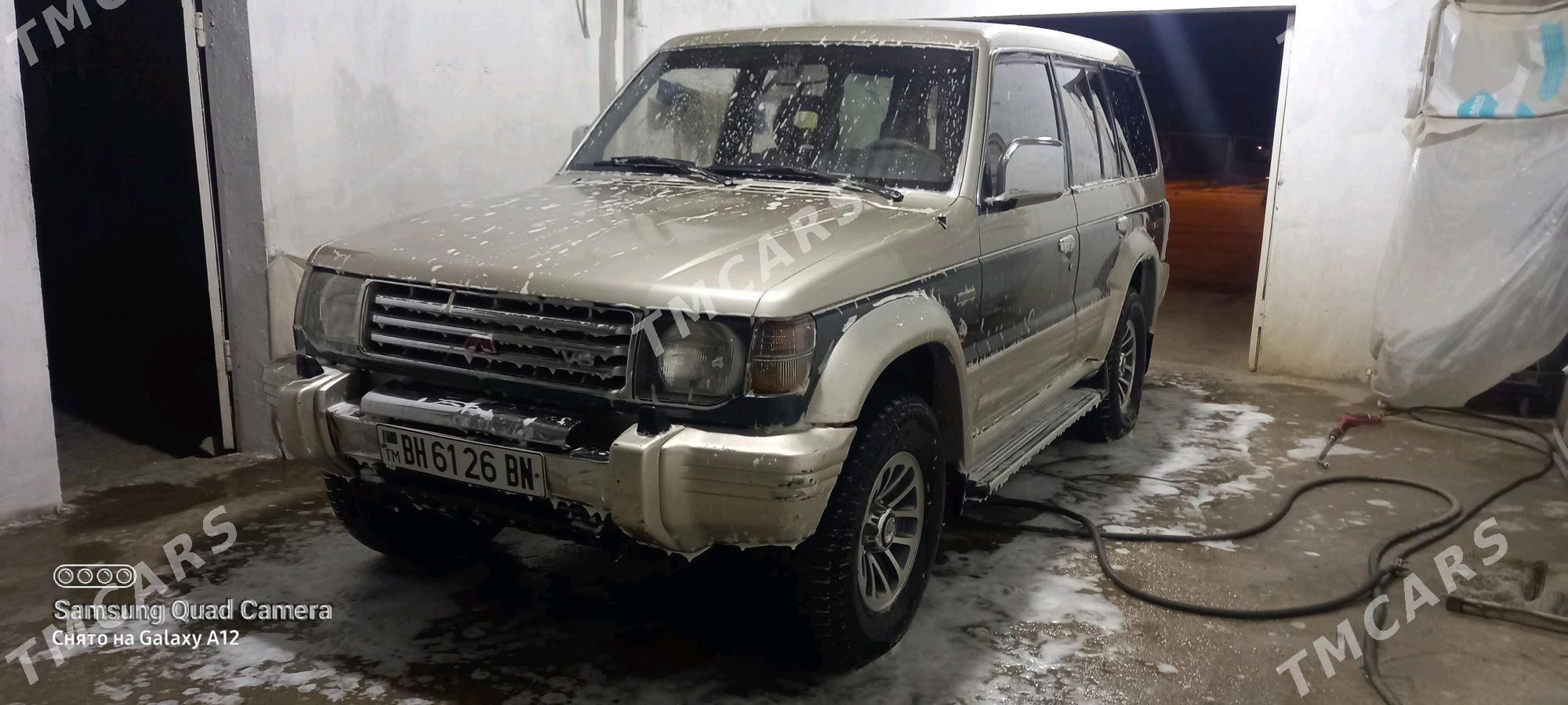 Mitsubishi Pajero 1991 - 60 000 TMT - Гумдаг - img 5
