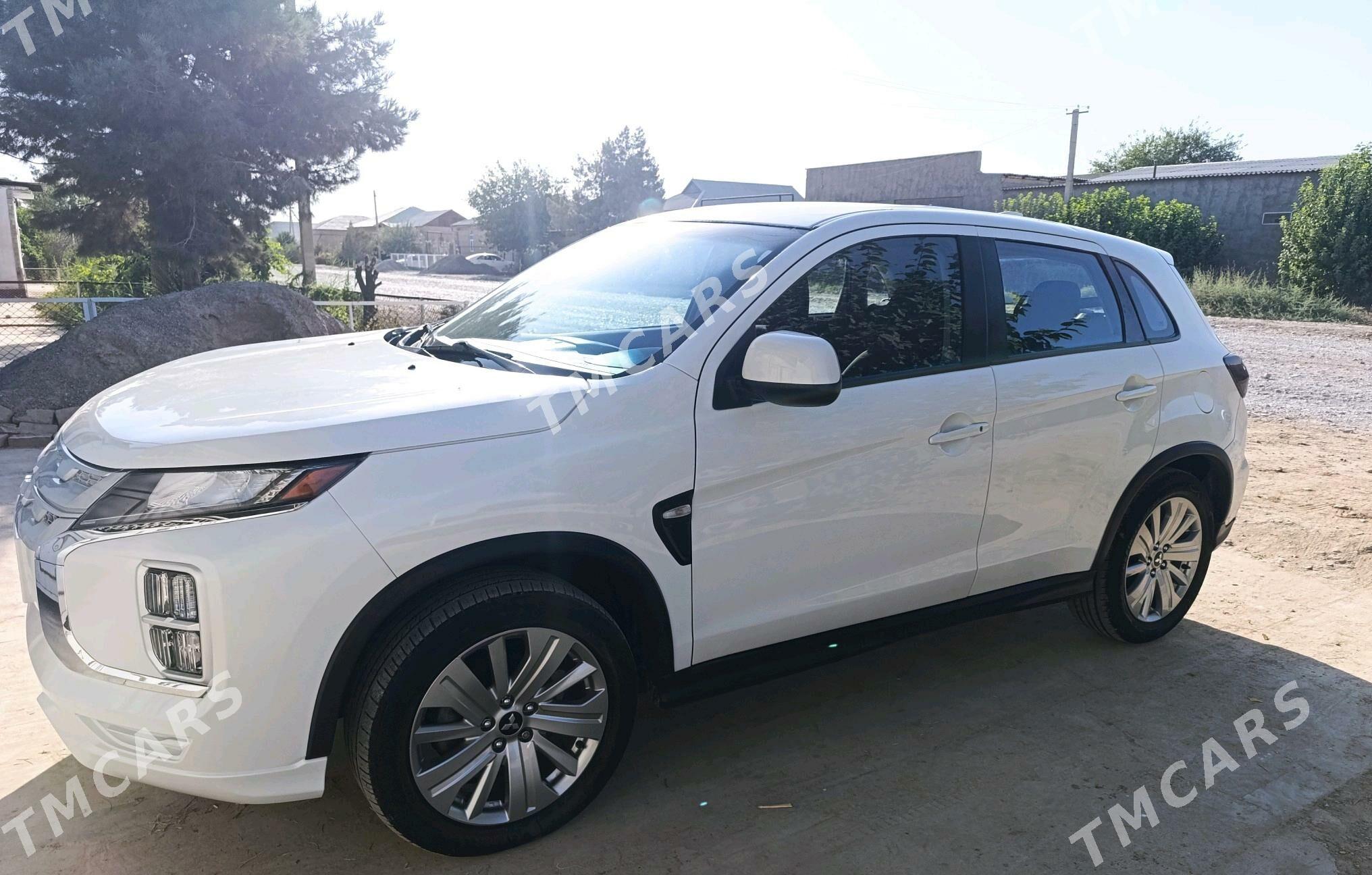 Mitsubishi Outlander 2020 - 235 000 TMT - Теджен - img 2