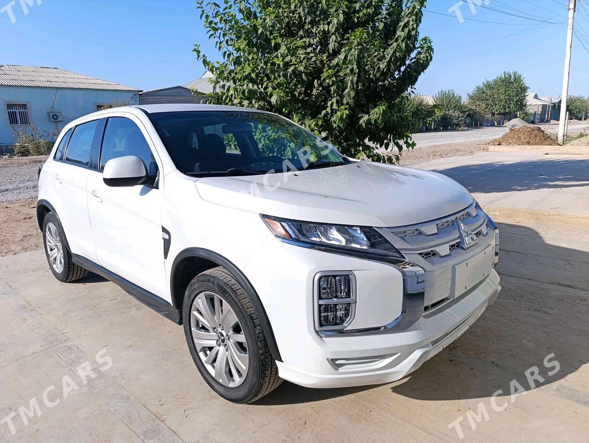 Mitsubishi Outlander 2020 - 235 000 TMT - Теджен - img 4