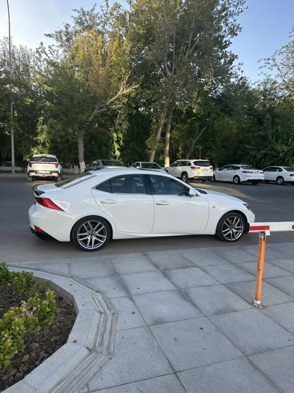 Lexus IS 350 2018 - 390 000 TMT - Aşgabat - img 8