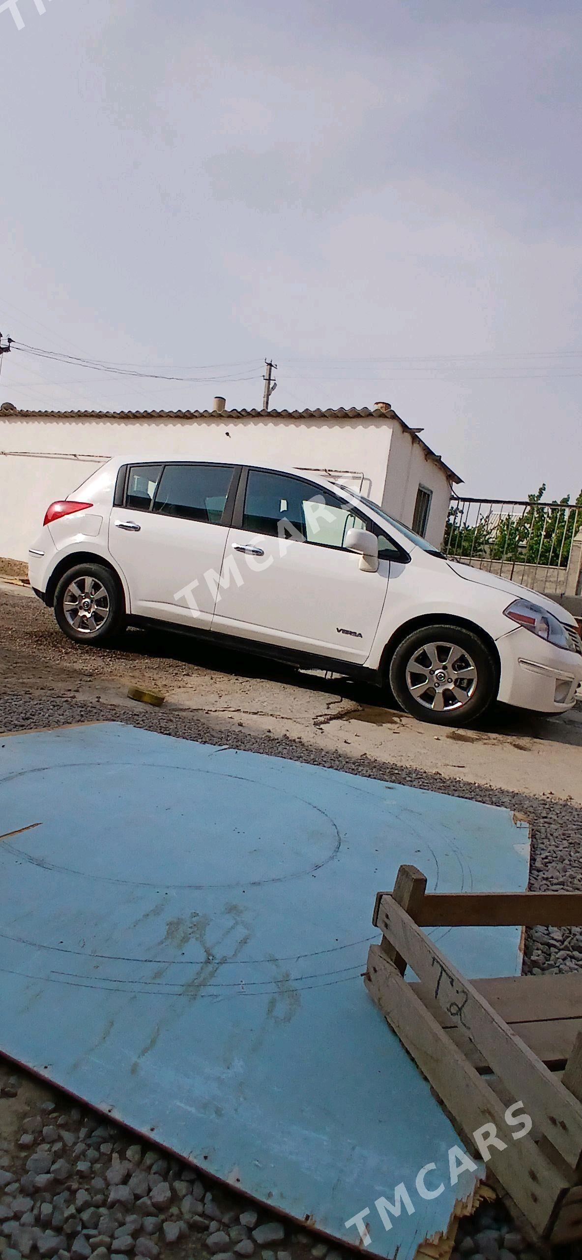 Nissan Versa 2009 - 122 000 TMT - Aşgabat - img 10