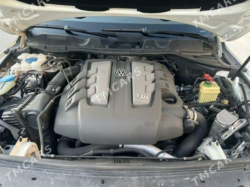 Volkswagen Touareg 2011 - 490 000 TMT - Ашхабад - img 6