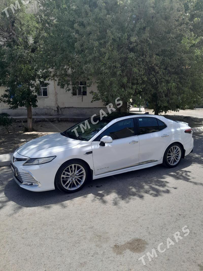 Toyota Camry 2021 - 260 000 TMT - 9 мкр - img 1
