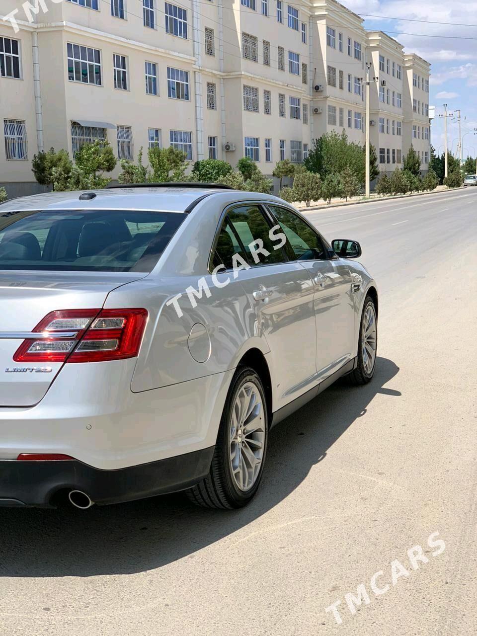 Ford Taurus 2017 - 280 000 TMT - Ашхабад - img 8