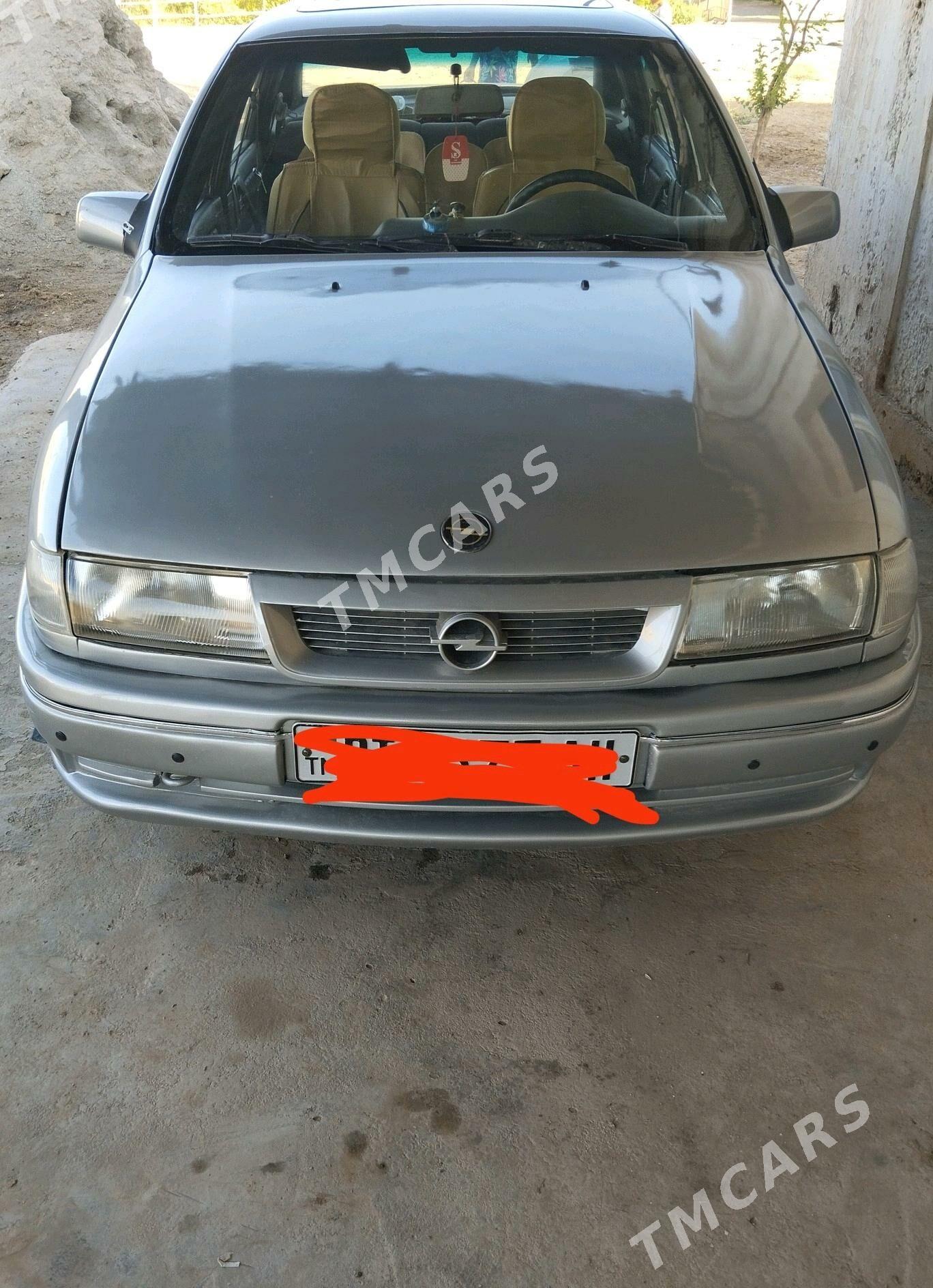 Opel Vectra 1991 - 28 000 TMT - Tejen - img 3