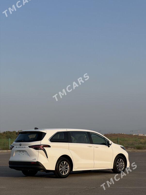Toyota Sienna 2022 - 540 000 TMT - Ашхабад - img 8