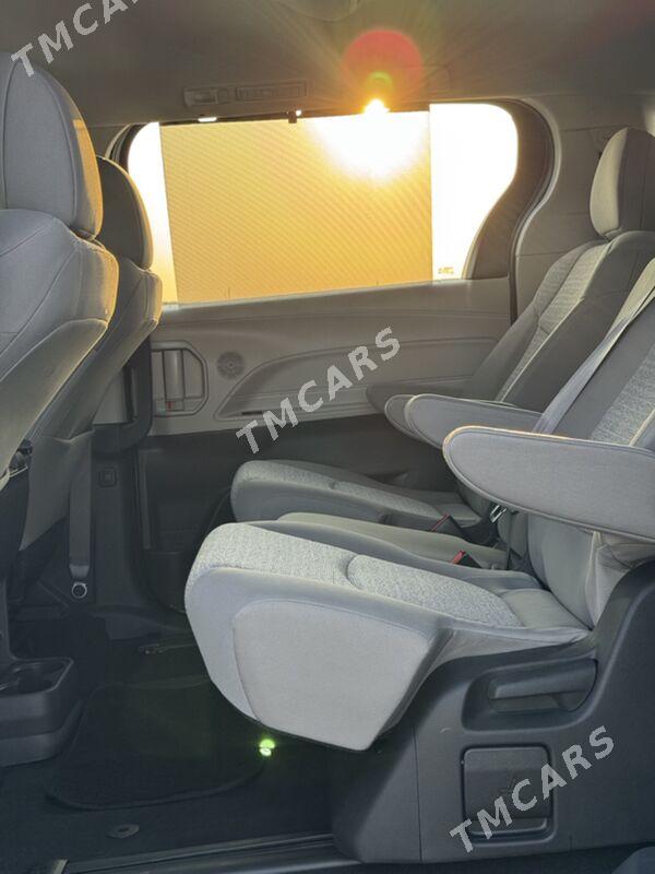 Toyota Sienna 2022 - 540 000 TMT - Ашхабад - img 10
