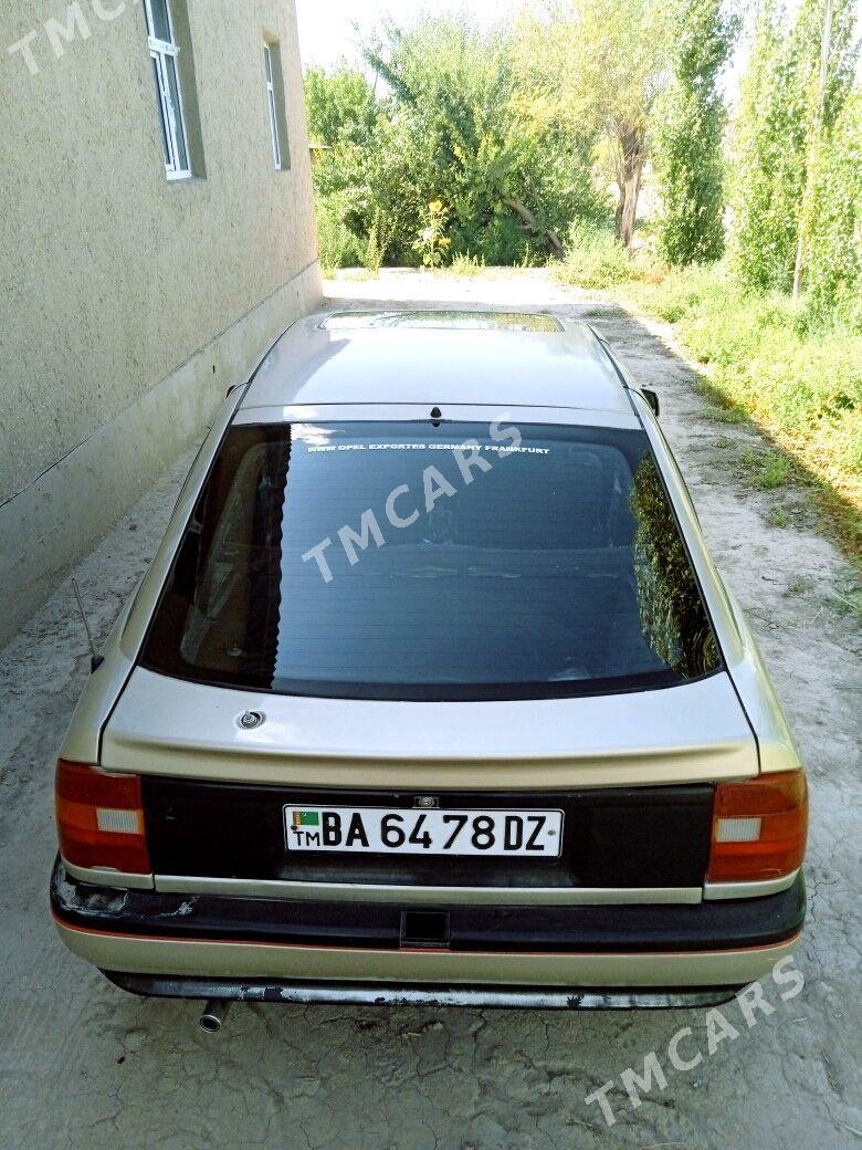 Opel Vectra 1991 - 20 000 TMT - Губадаг - img 2