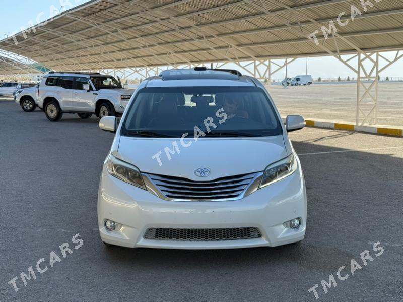 Toyota Sienna 2017 - 551 000 TMT - Aşgabat - img 3