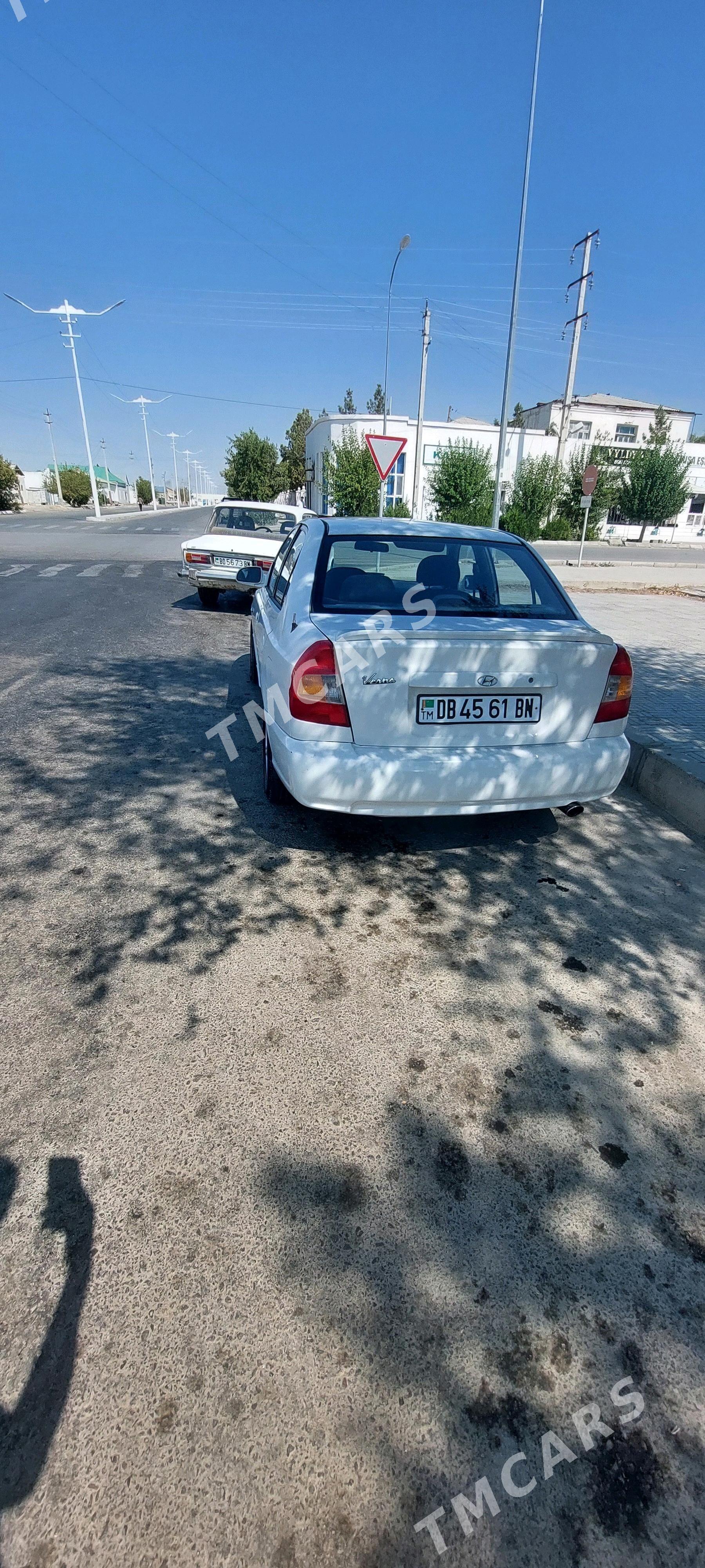 Hyundai Accent 1999 - 40 000 TMT - Гызыларбат - img 7