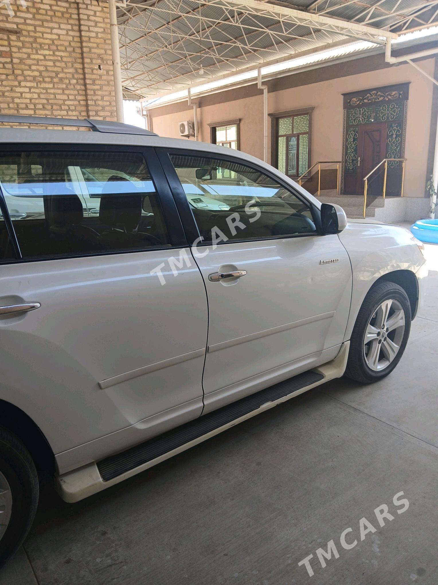 Toyota Highlander 2009 - 290 000 TMT - Sakarçäge - img 2