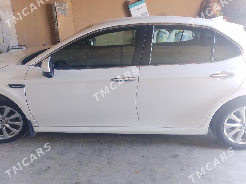Toyota Camry 2021 - 340 000 TMT - Мары - img 5