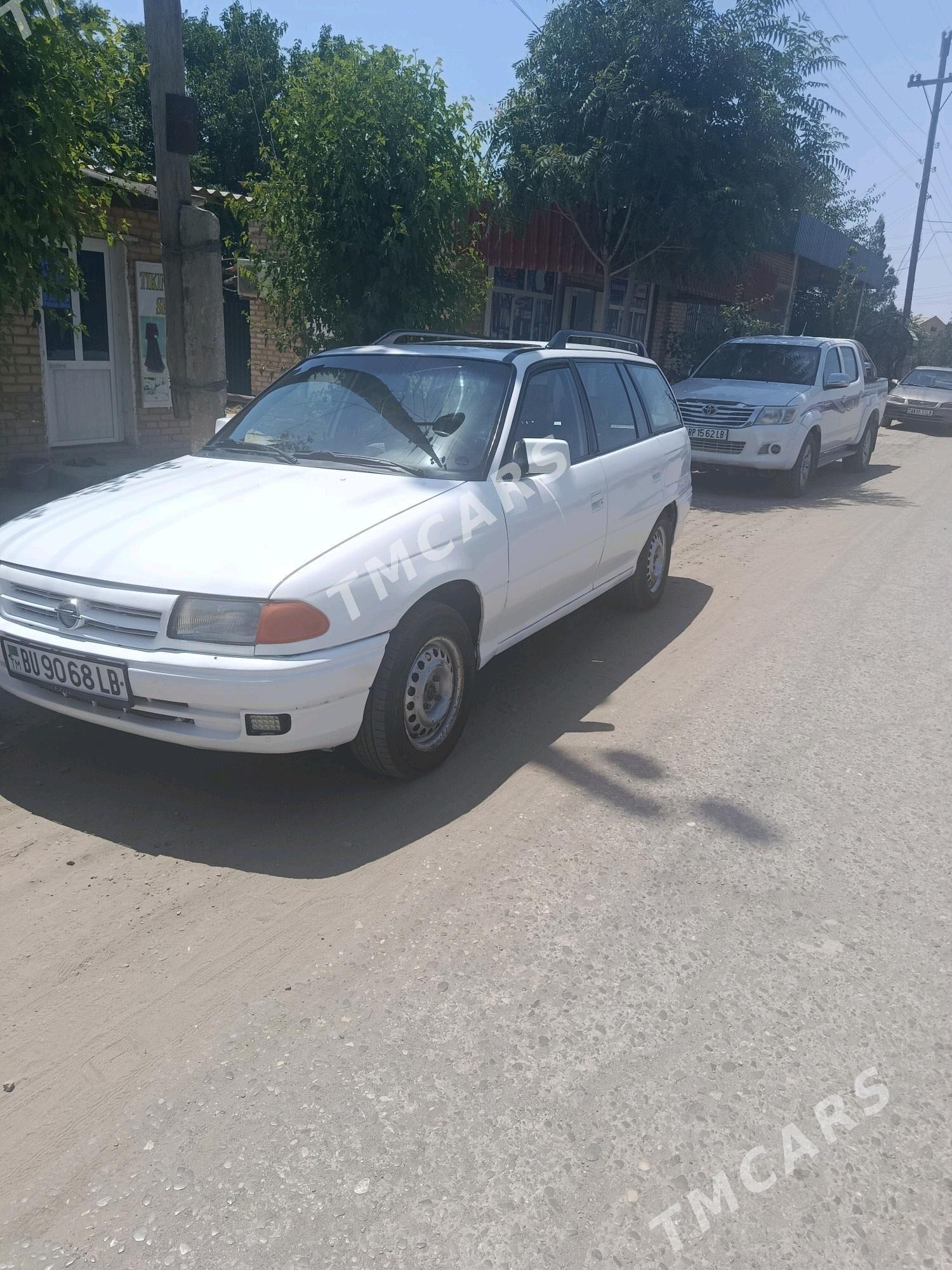 Opel Astra 1992 - 30 000 TMT - Халач - img 6