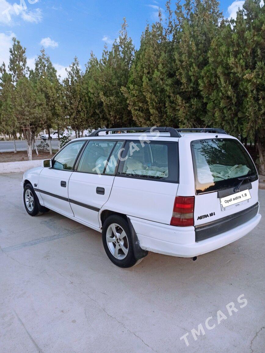 Opel Astra 1993 - 35 000 TMT - Tejen - img 8