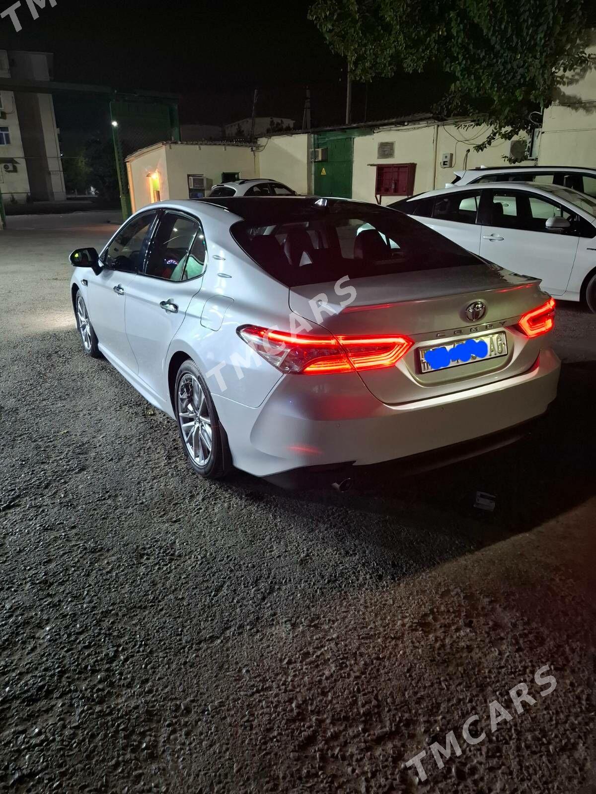Toyota Camry 2019 - 320 000 TMT - 4 mkr - img 3