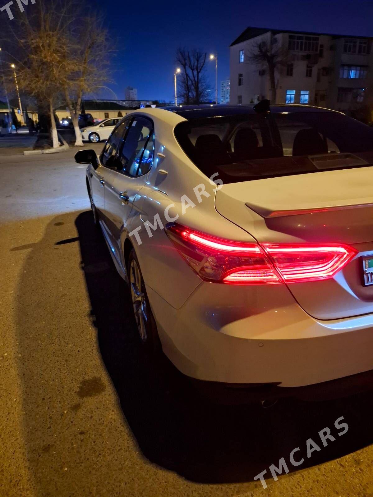 Toyota Camry 2019 - 320 000 TMT - 4 mkr - img 2