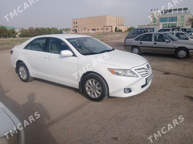 Toyota Camry 2011 - 220 000 TMT - Кёнеургенч - img 3