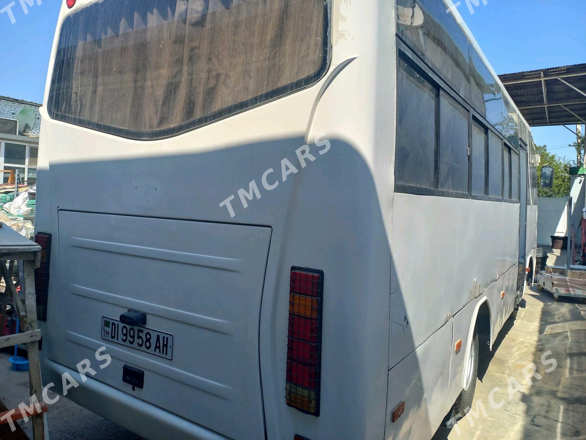 Mitsubishi Fuso Rosa 2003 - 145 000 TMT - Чоганлы - img 2