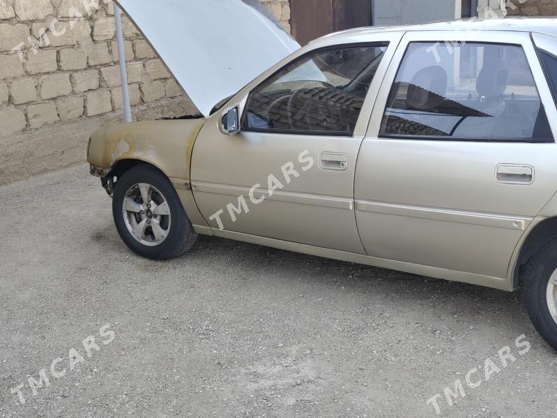 Opel Vectra 1992 - 10 000 TMT - Balkanabat - img 4