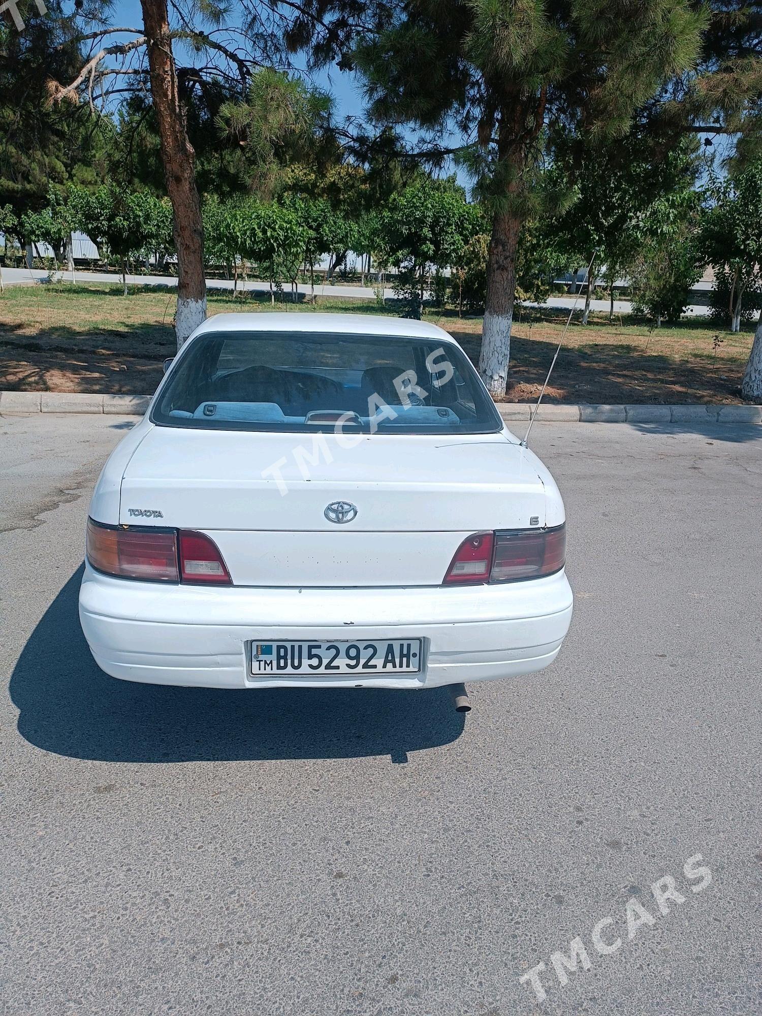 Toyota Camry 1993 - 60 000 TMT - Kaka - img 4