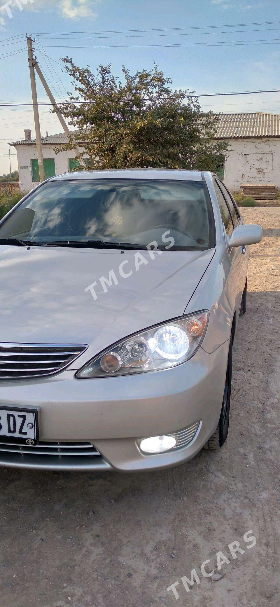 Toyota Camry 2005 - 180 000 TMT - етр. Туркменбаши - img 3