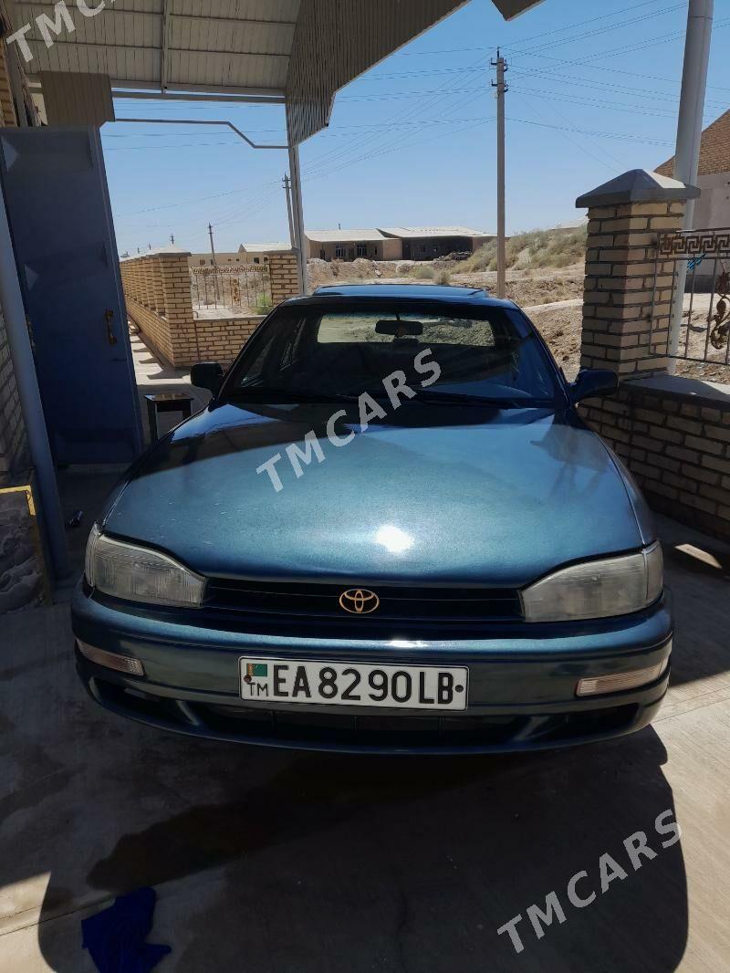 Toyota Camry 1993 - 80 000 TMT - Halaç - img 2