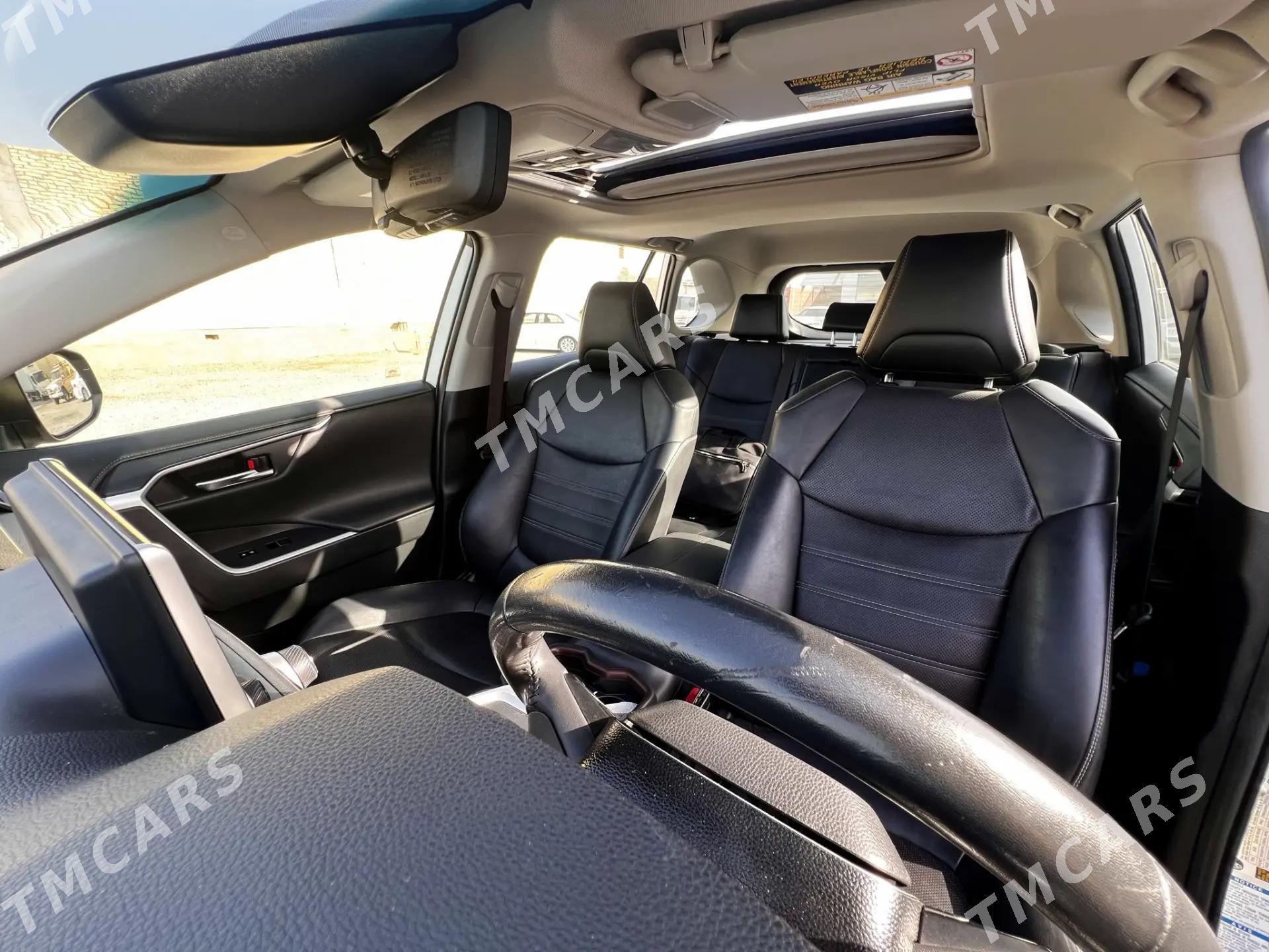 Toyota RAV4 2020 - 460 000 TMT - Мары - img 5