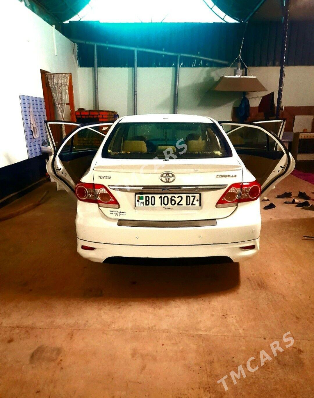Toyota Corolla 2012 - 165 000 TMT - Дашогуз - img 5