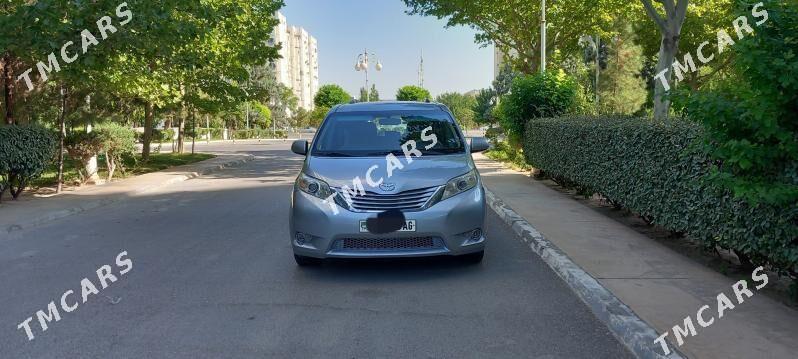 Toyota Sienna 2011 - 275 000 TMT - Aşgabat - img 3
