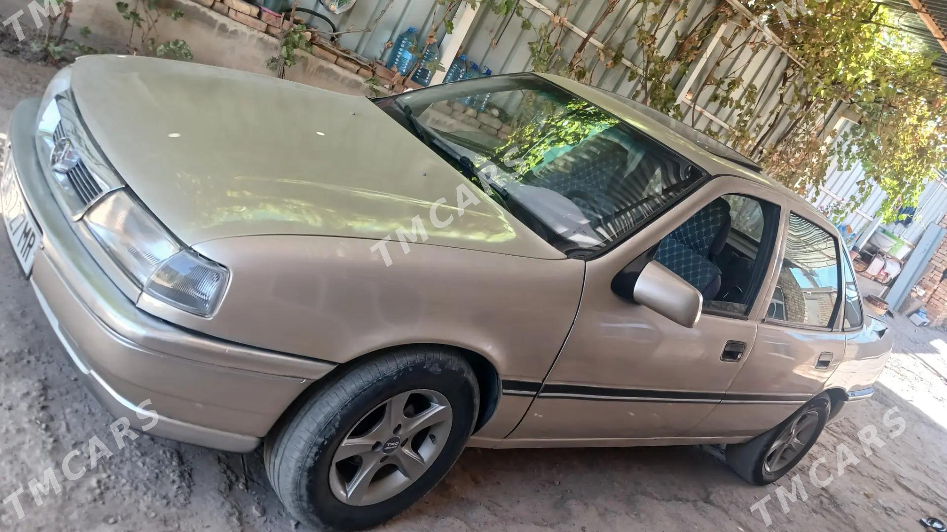 Opel Vectra 1991 - 40 000 TMT - Мары - img 3