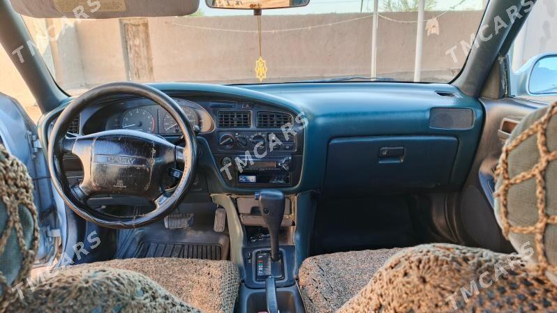 Toyota Camry 1993 - 90 000 TMT - Кёнеургенч - img 2