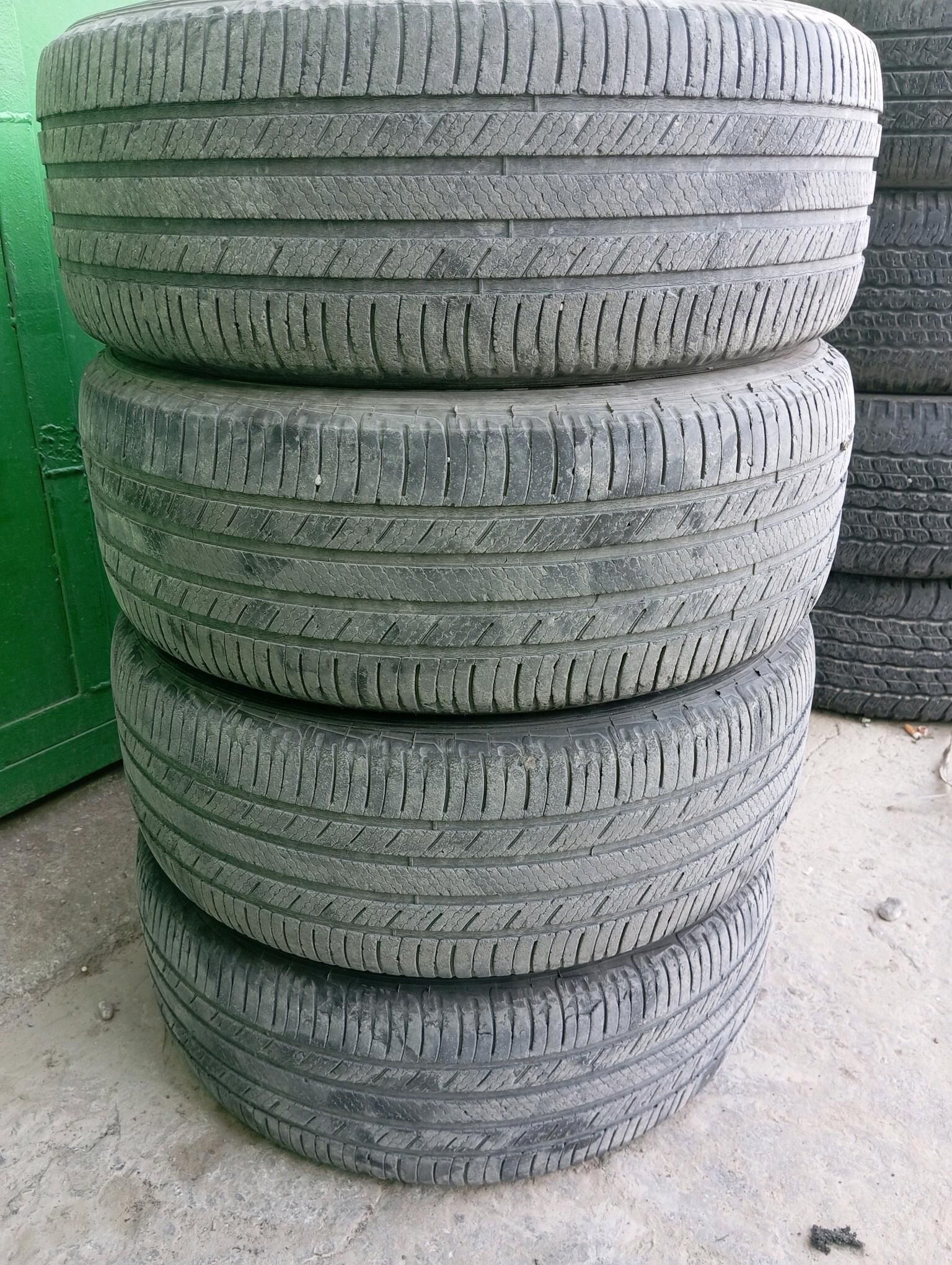 215 55 17 Mishelin 550 TMT - Garadamak - img 2
