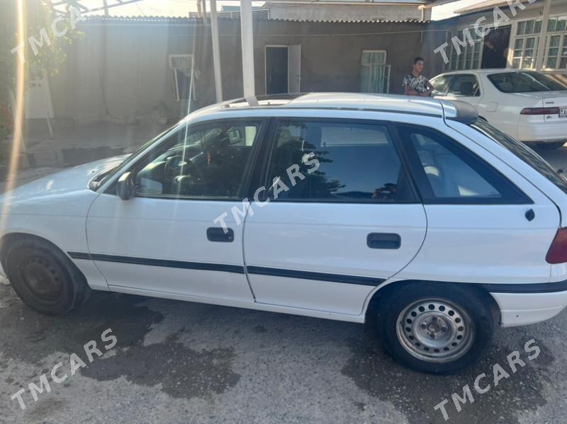 Opel Astra 1994 - 40 000 TMT - Кака - img 3