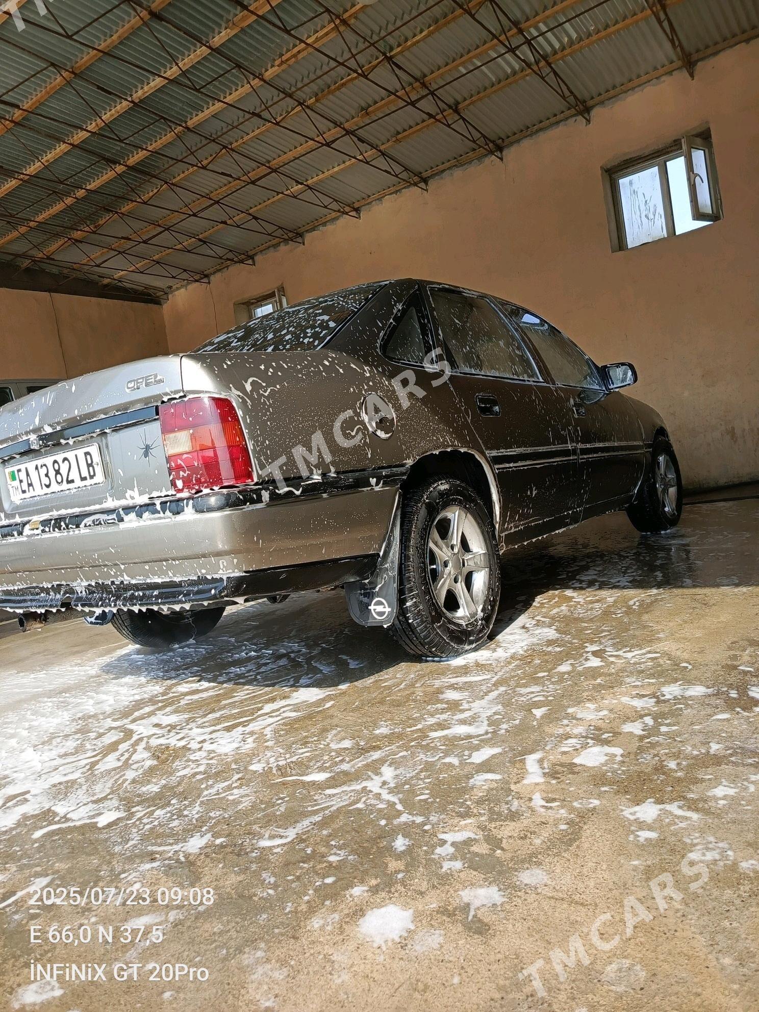 Opel Vectra 1990 - 28 000 TMT - Койтендаг - img 3