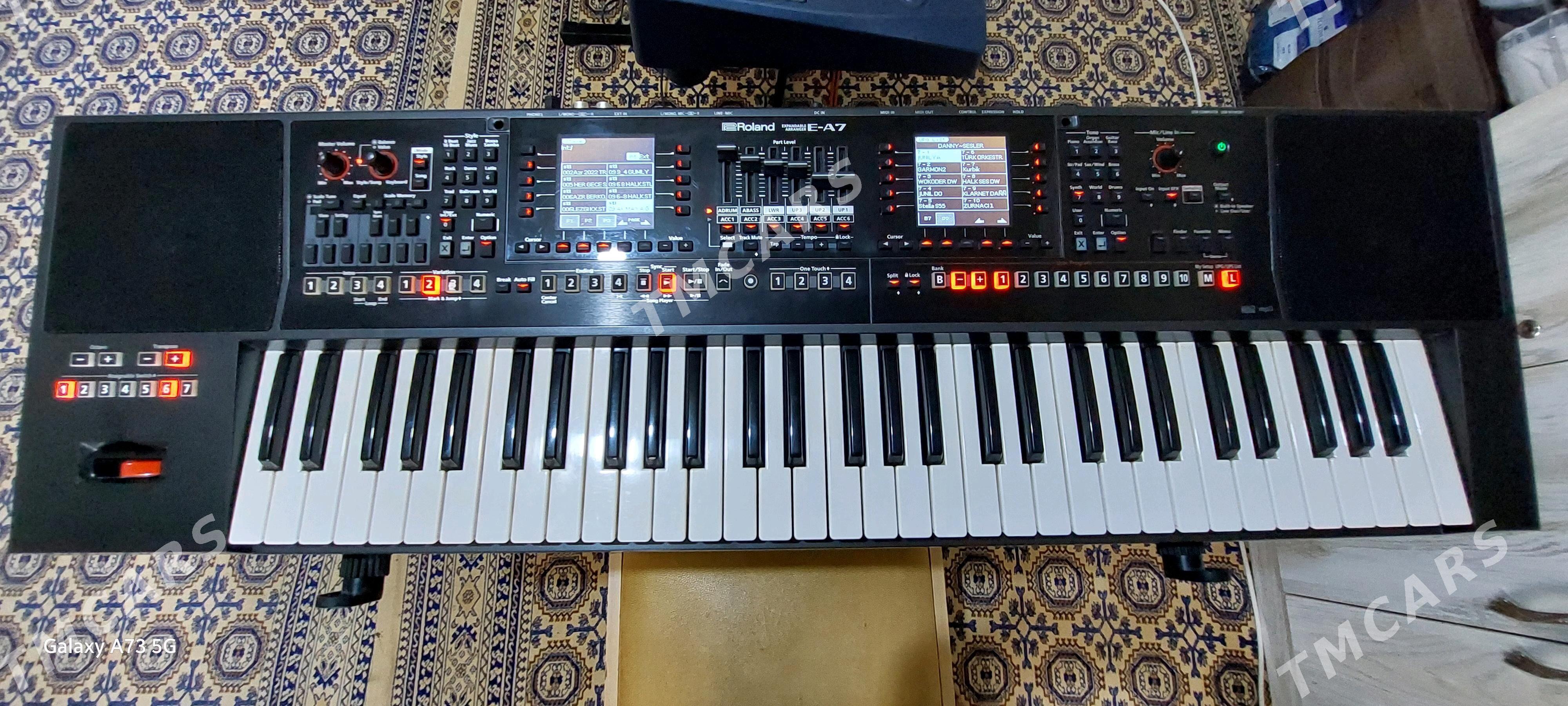 ROLAND  E-A7 - Байрамали - img 2