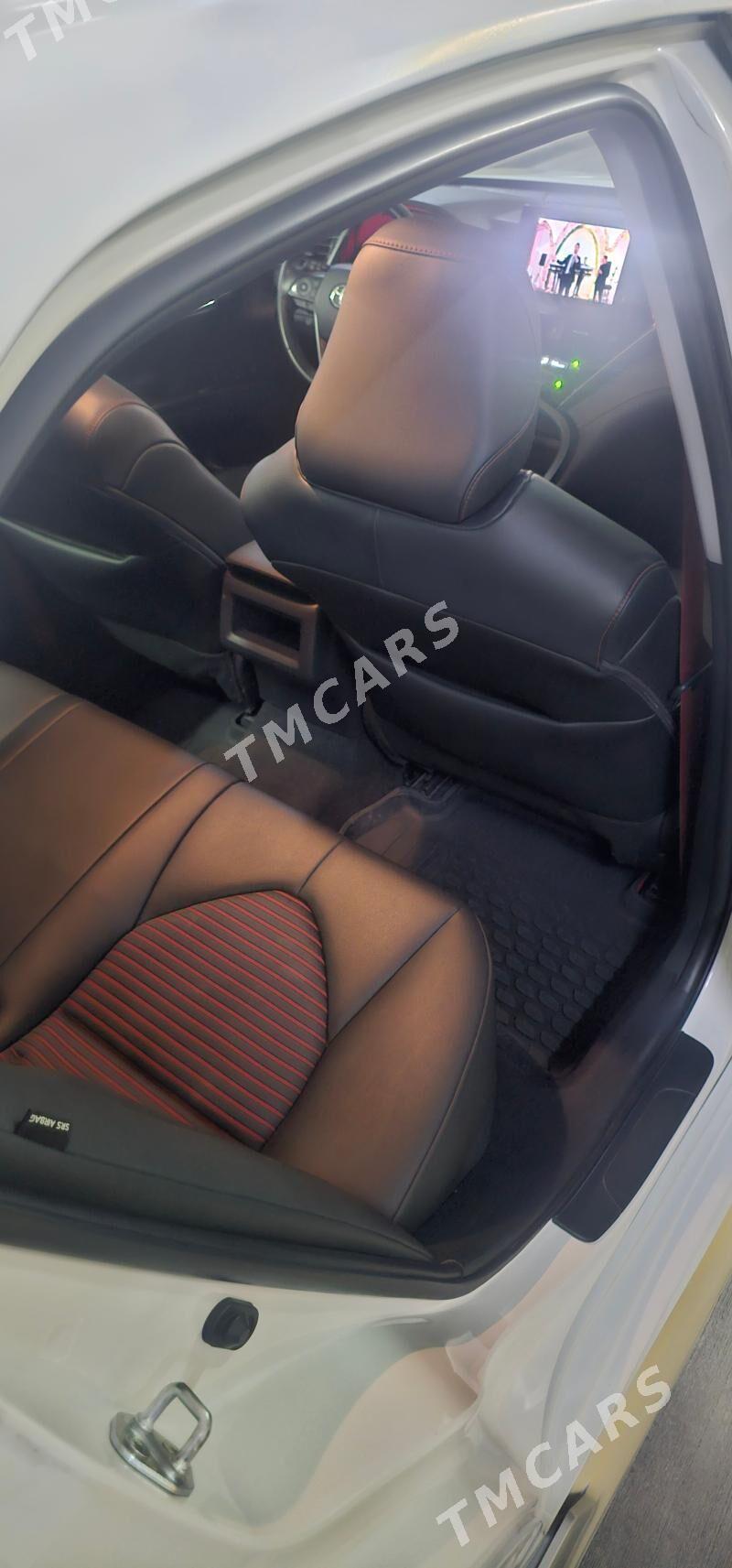 Toyota Camry 2023 - 345 000 TMT - Aşgabat - img 5