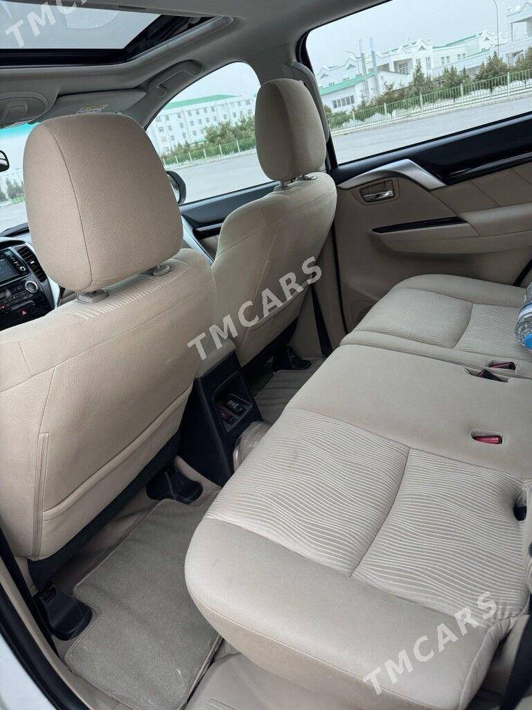 Mitsubishi Montero Sport 2019 - 370 000 TMT - Ашхабад - img 3