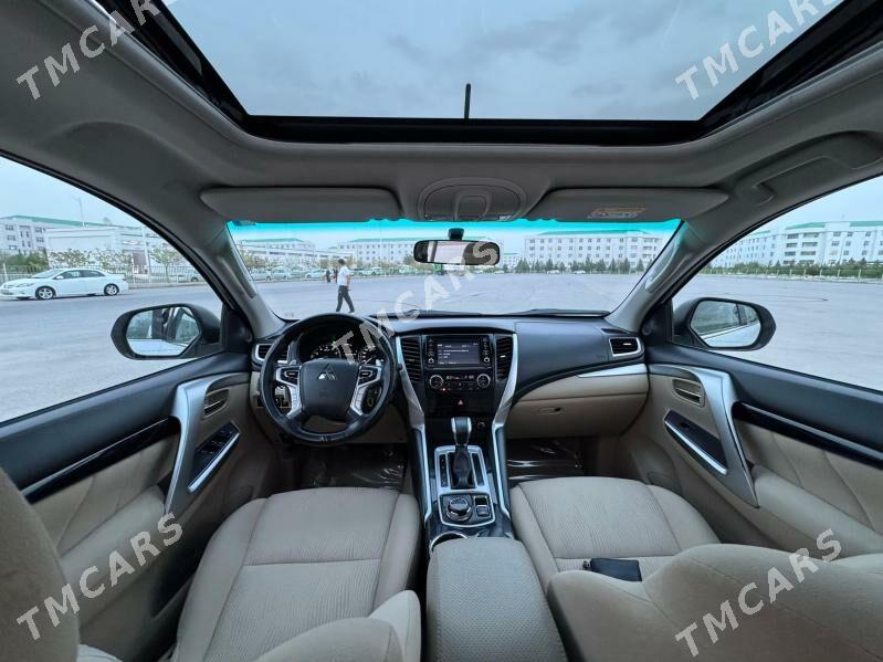 Mitsubishi Montero Sport 2019 - 370 000 TMT - Ашхабад - img 9