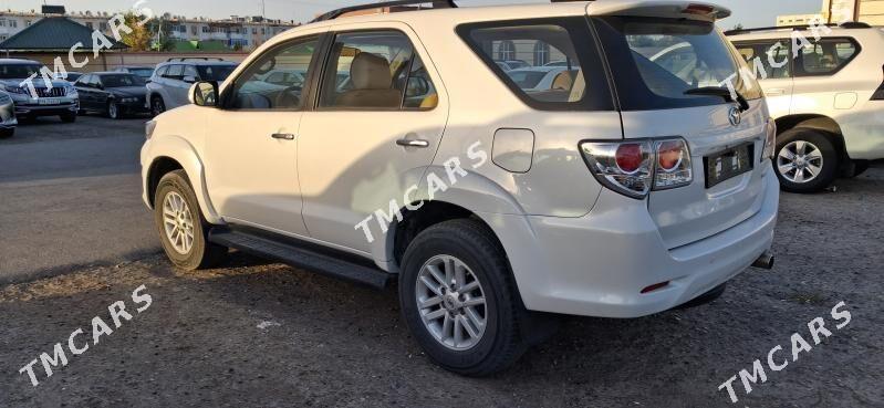 Toyota Fortuner 2013 - 300 000 TMT - Туркменабат - img 3