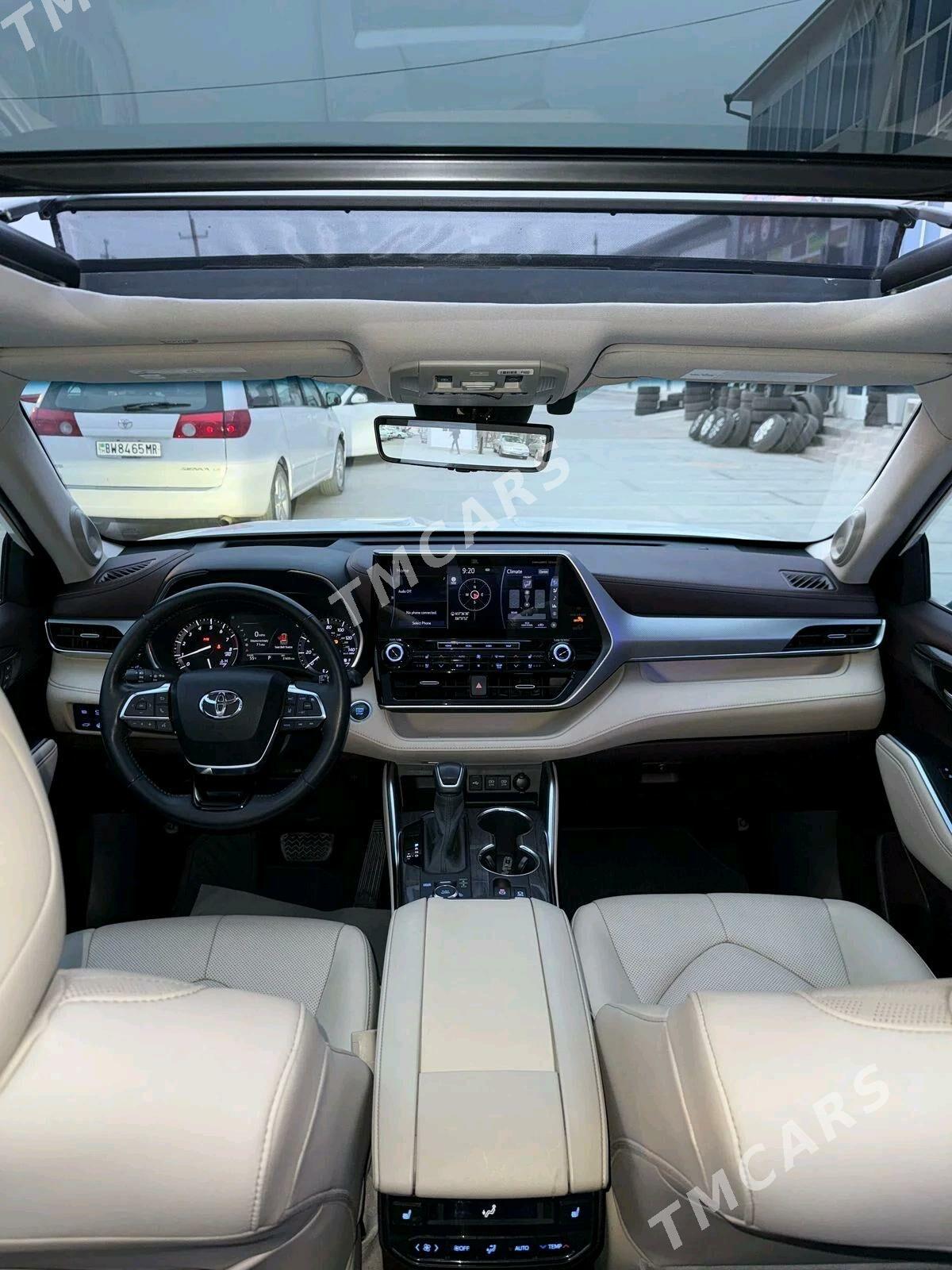 Toyota Highlander 2021 - 640 000 TMT - Baýramaly - img 5