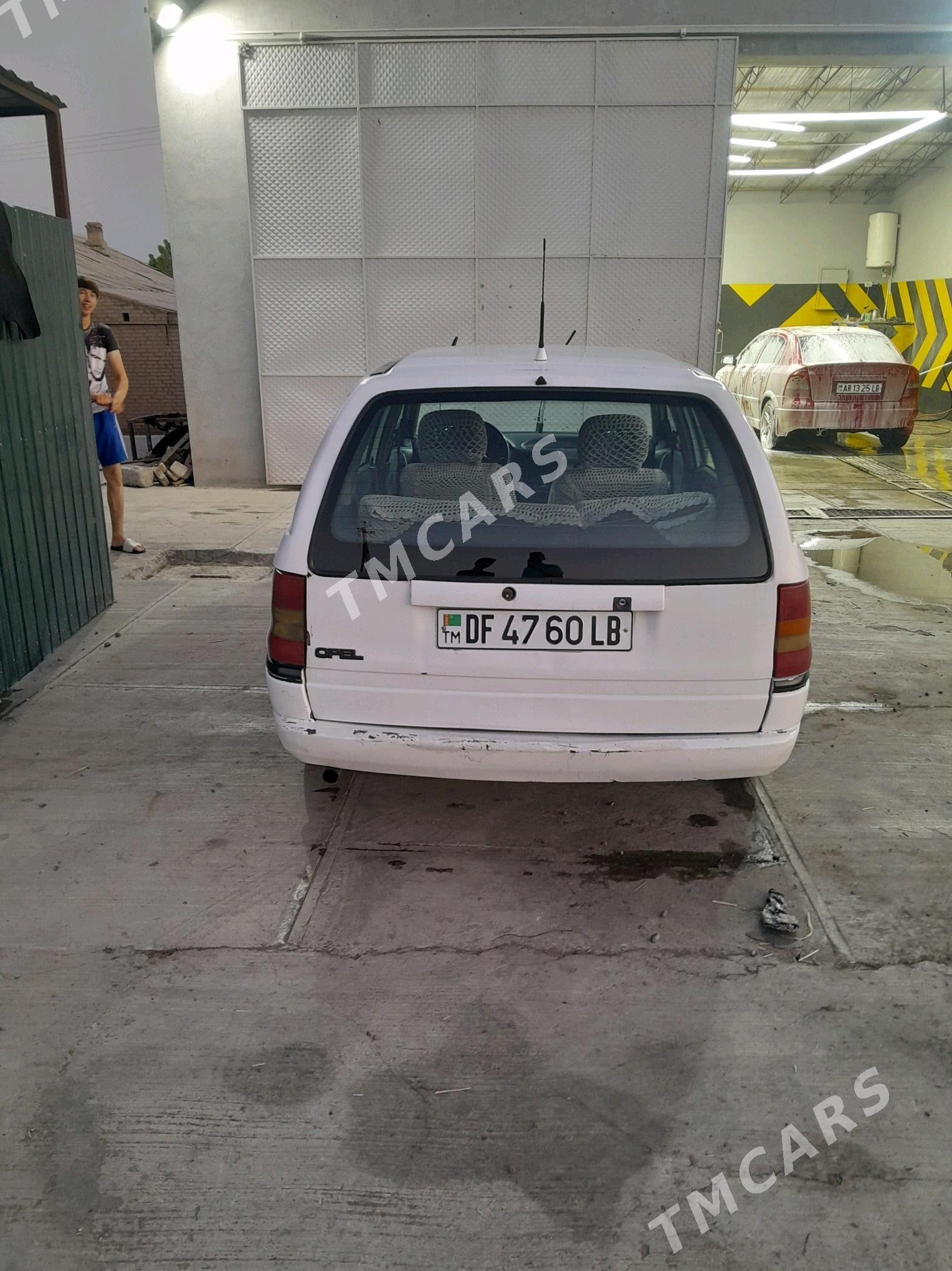 Opel Astra 1992 - 35 000 TMT - Чарджоу - img 6
