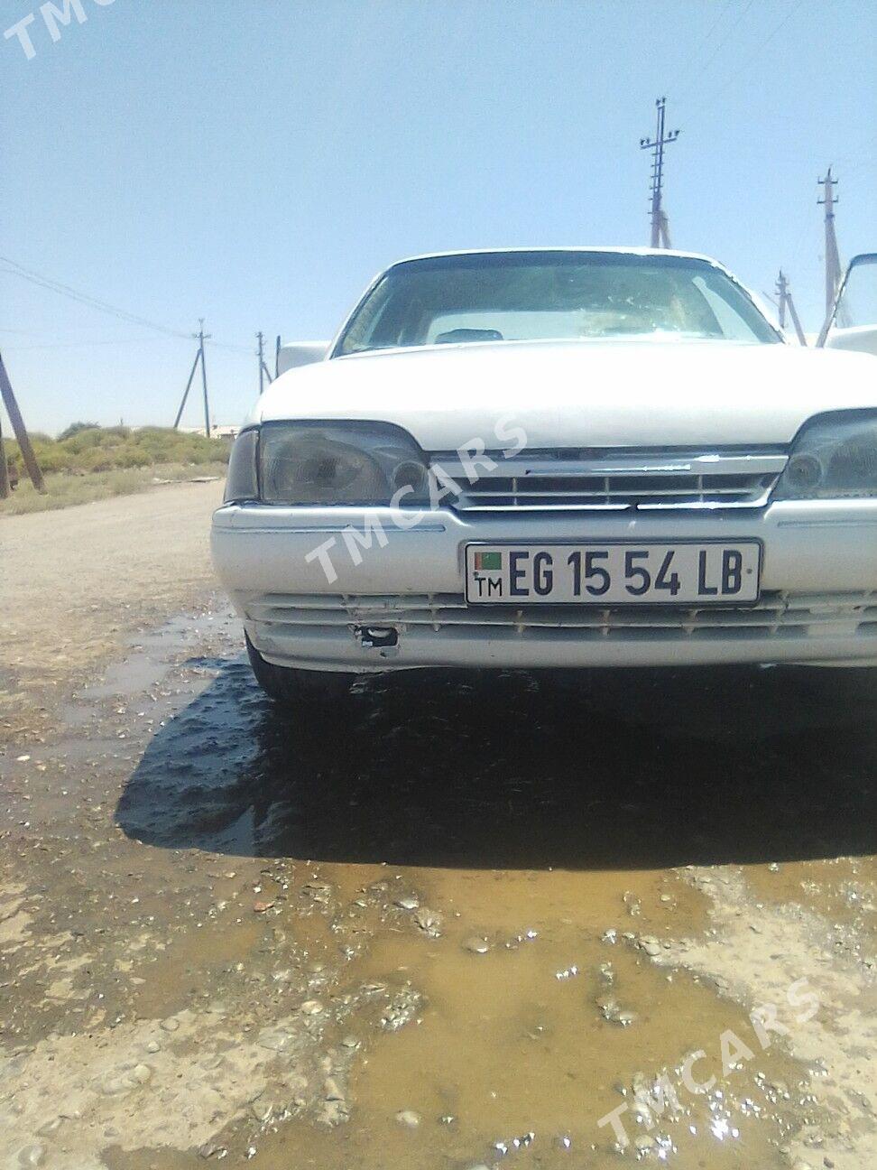 Opel Omega 1988 - 15 000 TMT - Гарабекевюл - img 4