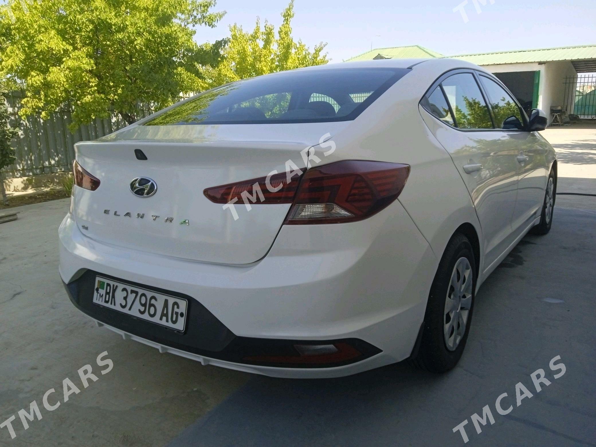 Hyundai Elantra 2020 - 200 000 TMT - Aşgabat - img 4