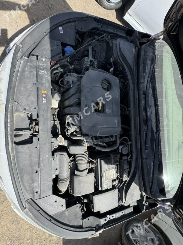 Hyundai Elantra 2020 - 160 000 TMT - Мары - img 4