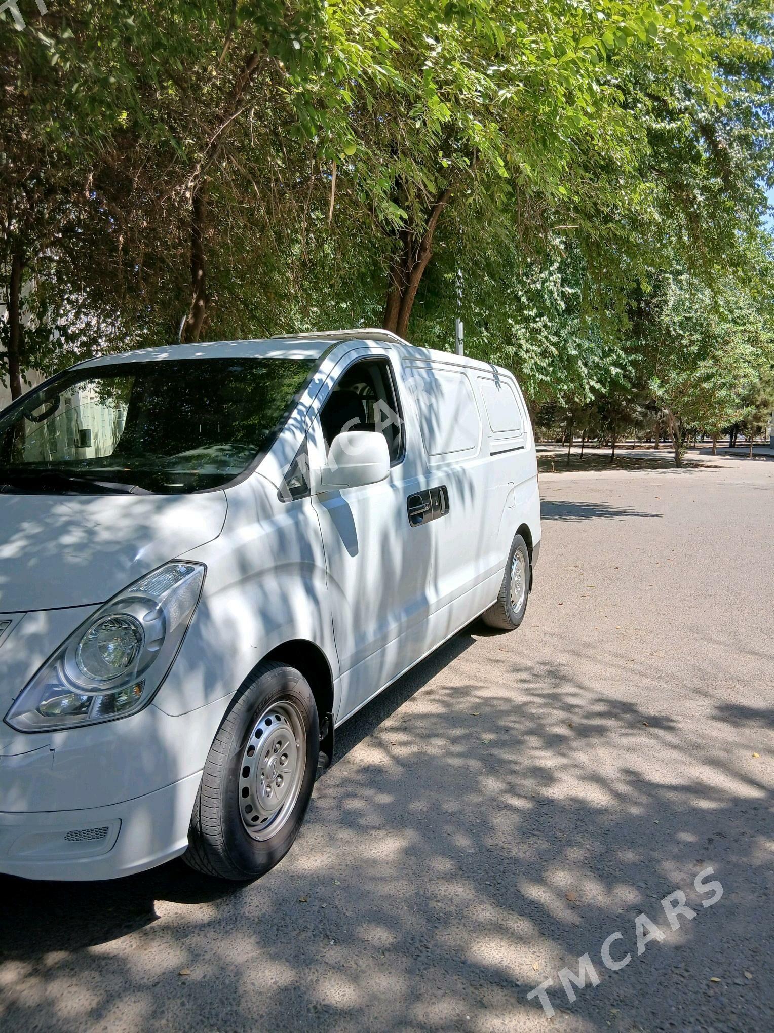 Hyundai H-1 2010 - 260 000 TMT - Çoganly - img 5