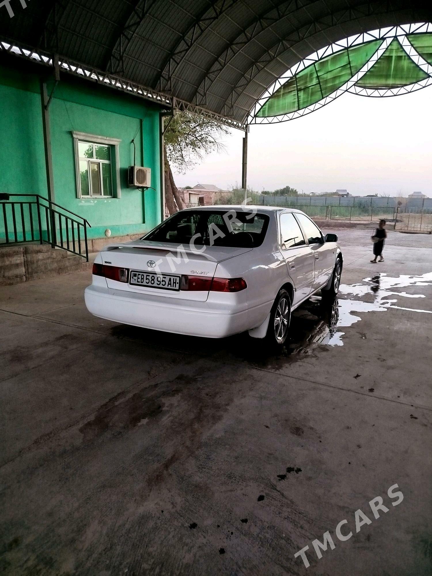 Toyota Camry 2000 - 126 000 TMT - Tejen - img 2
