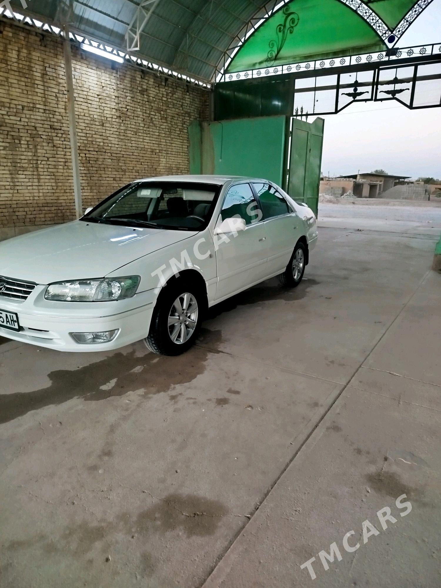 Toyota Camry 2000 - 126 000 TMT - Tejen - img 4
