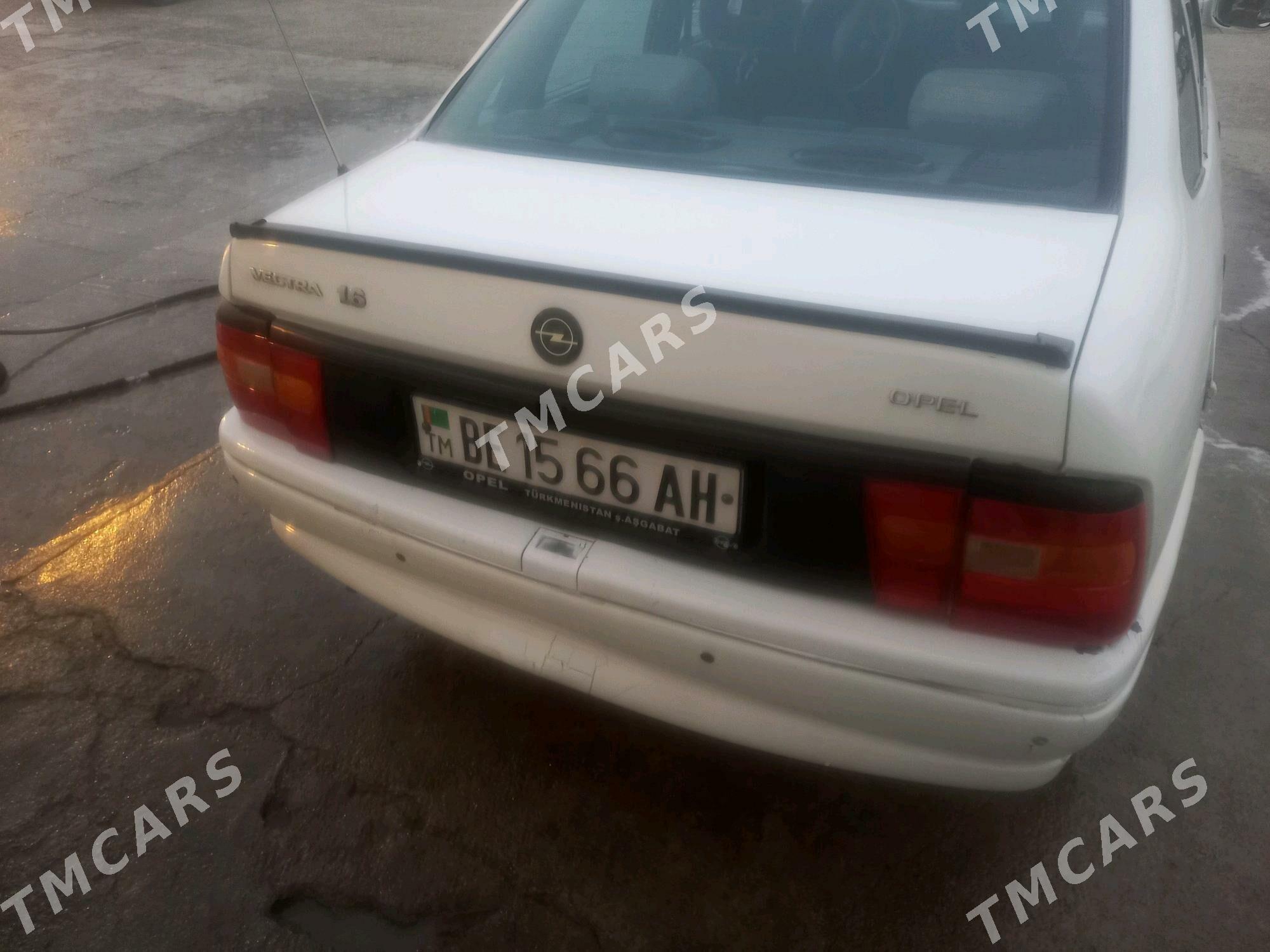 Opel Vectra 1989 - 24 000 TMT - Bäherden - img 3